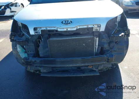 2016 Kia Soul из США, поврежденный, VIN KNDJN2A24G7858235